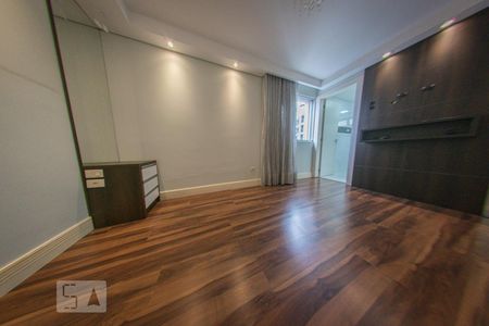 Suíte de apartamento para alugar com 2 quartos, 94m² em Vila Izabel, Curitiba