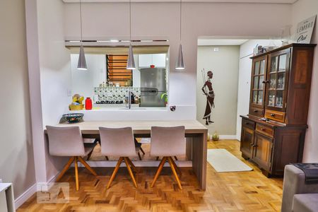 Cozinha de apartamento à venda com 1 quarto, 44m² em Centro Histórico de São Paulo, São Paulo