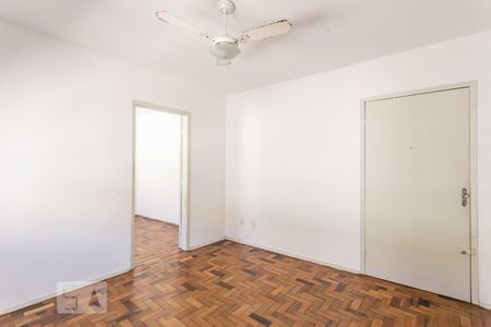 Sala de apartamento à venda com 1 quarto, 36m² em Vila Ipiranga, Porto Alegre