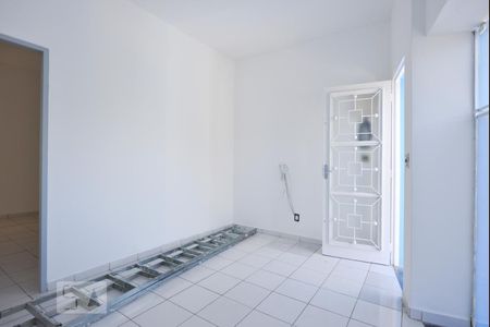Sala 1 de casa para alugar com 3 quartos, 156m² em Jardim Leonor, Campinas