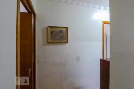 Corredor de apartamento à venda com 3 quartos, 84m² em Jardim Patente, São Paulo