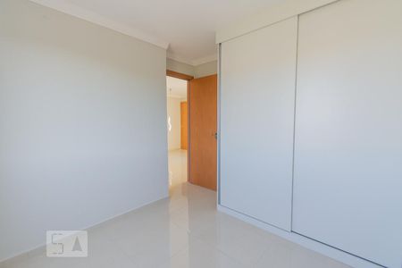 Quarto 1 de apartamento para alugar com 2 quartos, 47m² em Jardim São Gabriel, Campinas