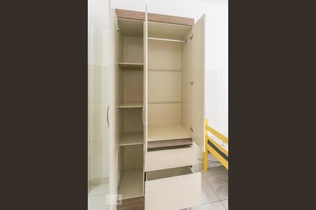 Studio Armario de kitnet/studio para alugar com 1 quarto, 15m² em Vila Gomes, São Paulo