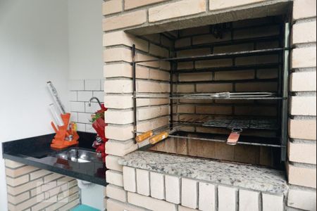 Varanda Gourmet de casa para alugar com 4 quartos, 260m² em Vila Carmosina, São Paulo