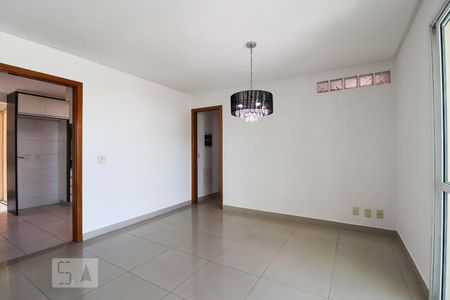 Sala de apartamento para alugar com 3 quartos, 171m² em Serrinha, Goiânia