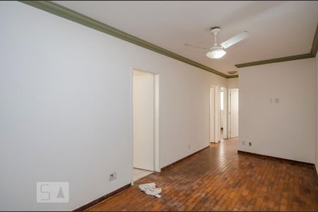 Sala de apartamento para alugar com 3 quartos, 65m² em Buritis, Belo Horizonte