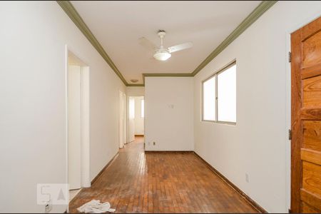 Sala de apartamento para alugar com 3 quartos, 65m² em Buritis, Belo Horizonte