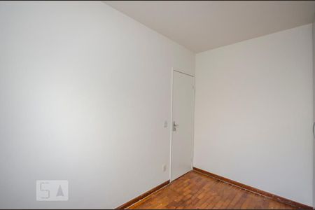 Quarto 2 de apartamento para alugar com 3 quartos, 65m² em Buritis, Belo Horizonte