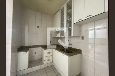 Apartamento para alugar com 4 quartos, 140m² em Santo Antônio, Belo Horizonte