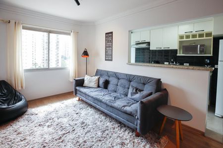 Sala de apartamento para alugar com 1 quarto, 60m² em Moema, São Paulo