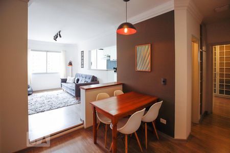 Sala de apartamento para alugar com 1 quarto, 60m² em Moema, São Paulo