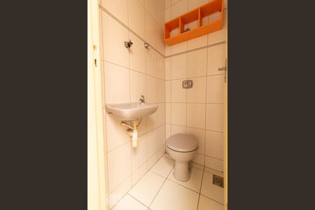 Lavabo de casa de condomínio para alugar com 2 quartos, 70m² em Lins de Vasconcelos, Rio de Janeiro