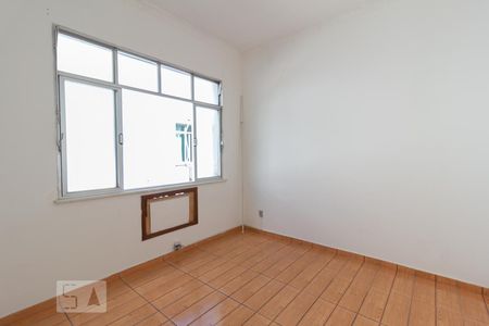 Quarto 1 de casa de condomínio para alugar com 2 quartos, 70m² em Lins de Vasconcelos, Rio de Janeiro