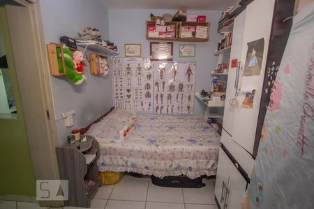 Quarto de casa à venda com 1 quarto, 35m² em Ramos, Rio de Janeiro