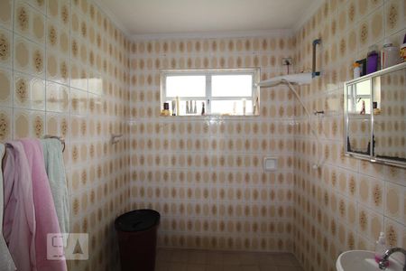 Banheiro de casa à venda com 1 quarto, 350m² em Nova Gerti, São Caetano do Sul