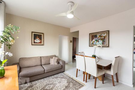 Sala de apartamento à venda com 2 quartos, 58m² em Jardim Santa Terezinha, Taboão da Serra