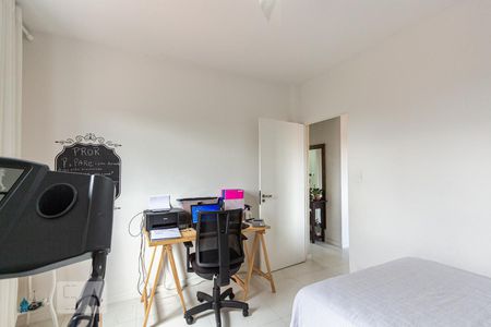 Quarto 1 de apartamento à venda com 2 quartos, 58m² em Jardim Santa Terezinha, Taboão da Serra