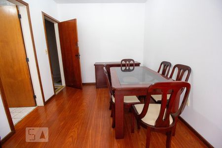 Sala de jantar de apartamento para alugar com 2 quartos, 68m² em Itacorubi, Florianópolis