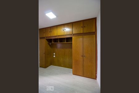 Quarto 1 - Armários de apartamento à venda com 2 quartos, 46m² em Jardim Ana Maria, Jundiaí