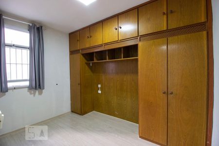 Quarto 1 - Armários de apartamento à venda com 2 quartos, 46m² em Jardim Ana Maria, Jundiaí