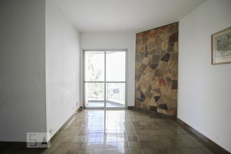 Sala de apartamento à venda com 2 quartos, 68m² em Vila Mangalot, São Paulo