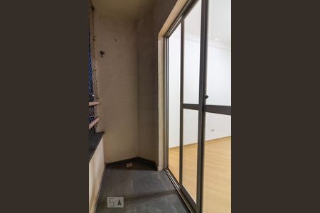 Varanda de apartamento para alugar com 2 quartos, 62m² em Jaguaribe, Osasco