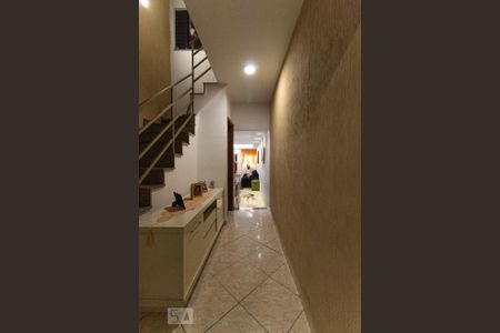 Corredor de casa à venda com 3 quartos, 120m² em Jardim Santa Maria, São Paulo