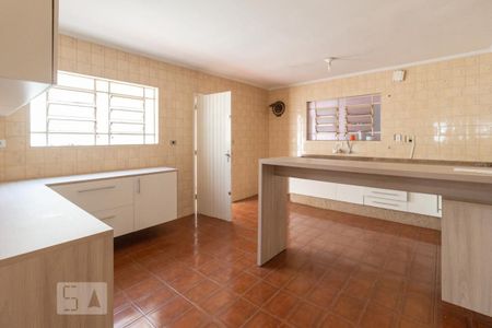 Cozinha de casa à venda com 3 quartos, 200m² em Vila Campesina, Osasco