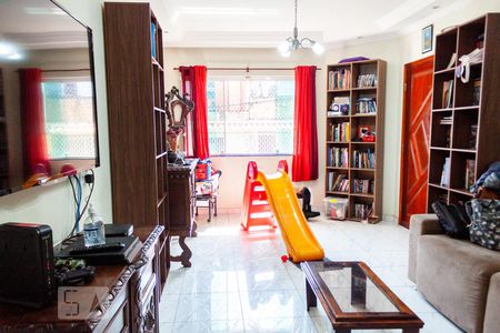 Sala de casa à venda com 3 quartos, 300m² em Vila Mazzei, São Paulo