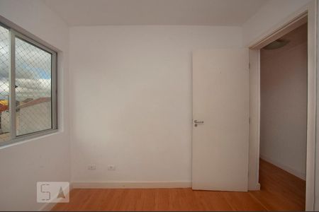 Quarto 1 de apartamento para alugar com 3 quartos, 80m² em Santa Felicidade, Curitiba