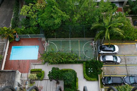 Vista Sala de apartamento à venda com 3 quartos, 95m² em Jardim Londrina, São Paulo