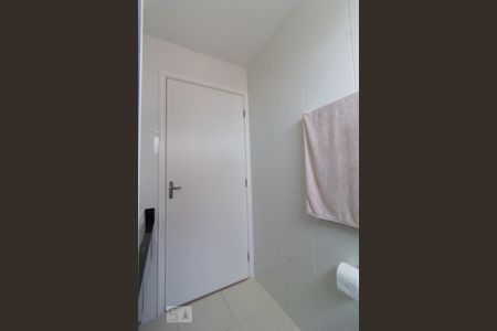 Banheiro de apartamento para alugar com 2 quartos, 56m² em Jardim São Carlos, Sorocaba