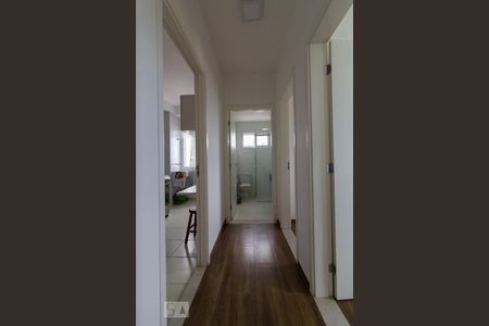 Corredor de apartamento para alugar com 2 quartos, 56m² em Jardim São Carlos, Sorocaba