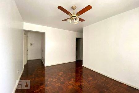 Sala de Estar de apartamento à venda com 2 quartos, 63m² em Centro, São Leopoldo