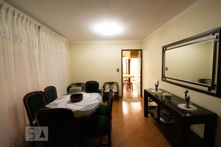 Sala de casa para alugar com 5 quartos, 190m² em Jardim Consórcio, São Paulo