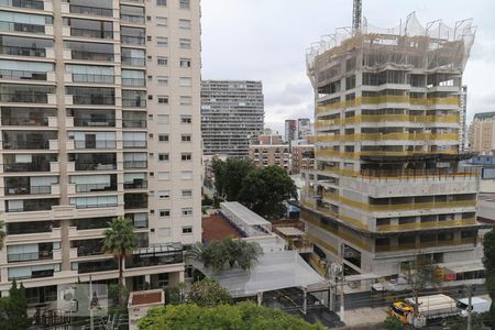 Vista 1 de kitnet/studio para alugar com 1 quarto, 42m² em Vila Nova Conceição, São Paulo