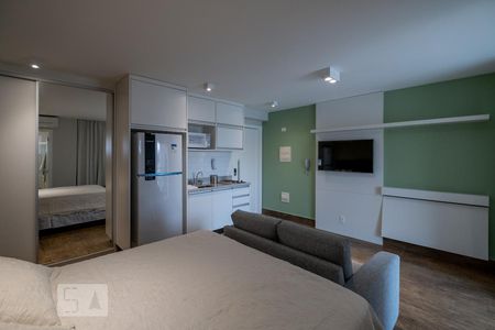 Sala/ Quarto de apartamento à venda com 1 quarto, 40m² em Vila Madalena, São Paulo