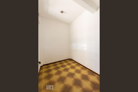Apartamento à venda com 60m², 2 quartos e sem vaga Apartamento à venda com 60m², 2 quartos e sem vagaQuarto de Serviço