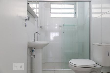 Banheiro de apartamento à venda com 1 quarto, 38m² em Vila Buarque, São Paulo