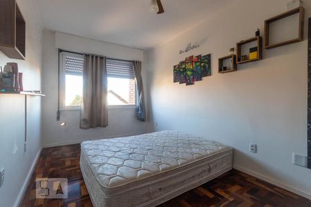 Quarto 1 de apartamento à venda com 2 quartos, 70m² em Teresópolis, Porto Alegre