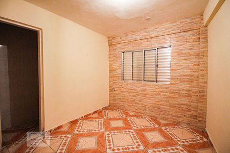 Quarto de casa para alugar com 2 quartos, 75m² em Vila Amália (zona Norte), São Paulo