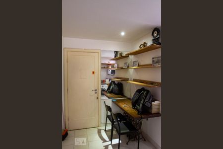 Sala de apartamento para alugar com 1 quarto, 32m² em Gávea, Rio de Janeiro