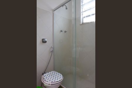 Banheiro de apartamento para alugar com 1 quarto, 32m² em Gávea, Rio de Janeiro