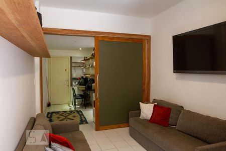 Sala de apartamento para alugar com 1 quarto, 32m² em Gávea, Rio de Janeiro