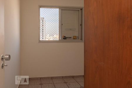 Quarto 1 de apartamento para alugar com 2 quartos, 50m² em Mirandópolis, São Paulo