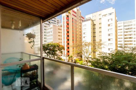 Sacada de apartamento à venda com 3 quartos, 100m² em Aclimação, São Paulo