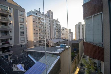 Vista da sala de apartamento para alugar com 4 quartos, 117m² em Agronômica, Florianópolis