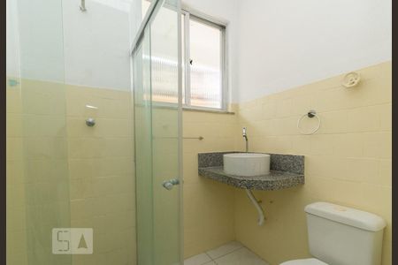 BANHEIRO SOCIAL de apartamento para alugar com 2 quartos, 63m² em Fonseca, Niterói