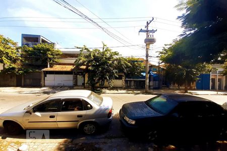 Vista de casa para alugar com 2 quartos, 95m² em Encantado, Rio de Janeiro