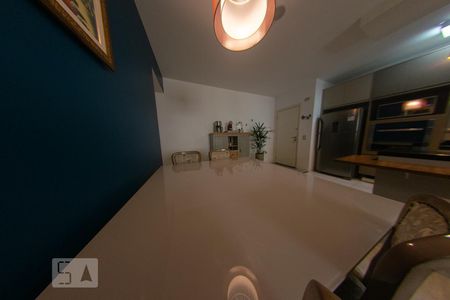 Sala de Jantar de apartamento para alugar com 2 quartos, 71m² em Centro, Curitiba